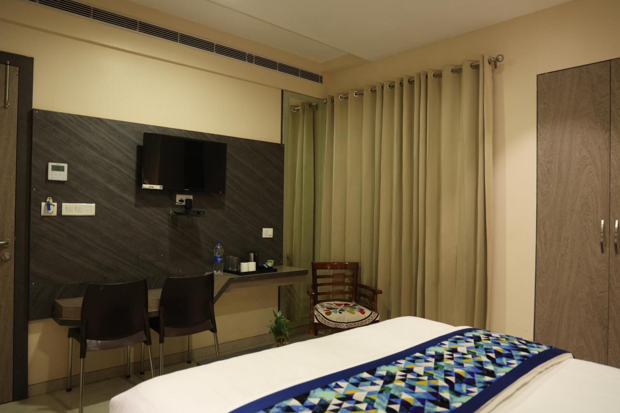 Hotel Pinaka Inn Lucknow Exterior foto
