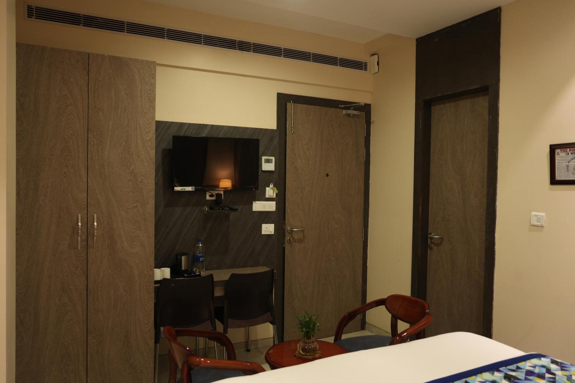 Hotel Pinaka Inn Lucknow Exterior foto