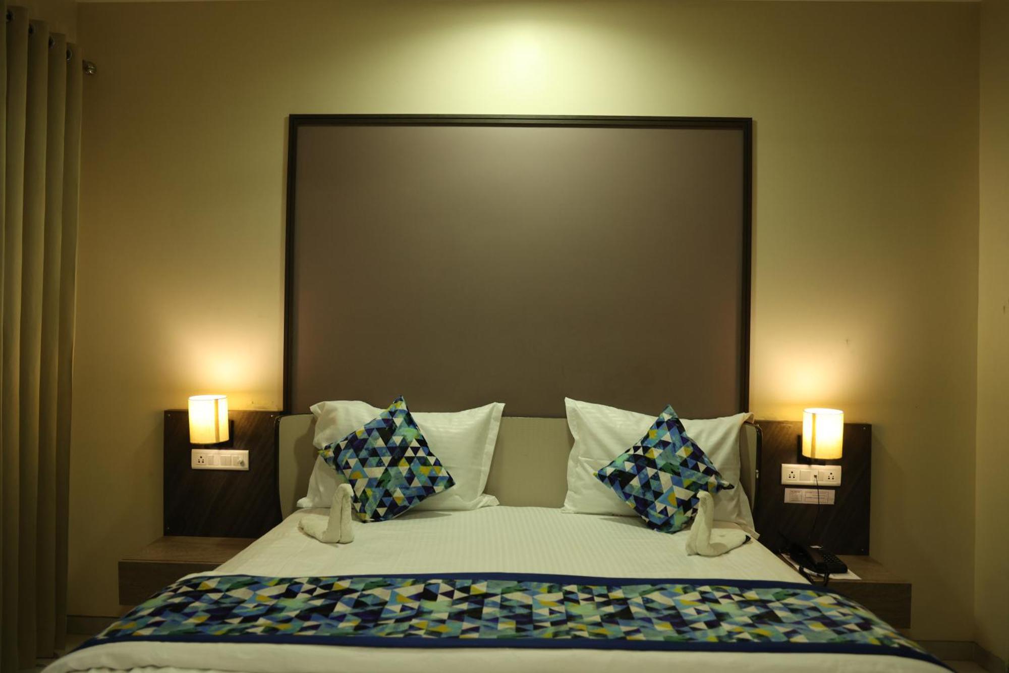 Hotel Pinaka Inn Lucknow Exterior foto