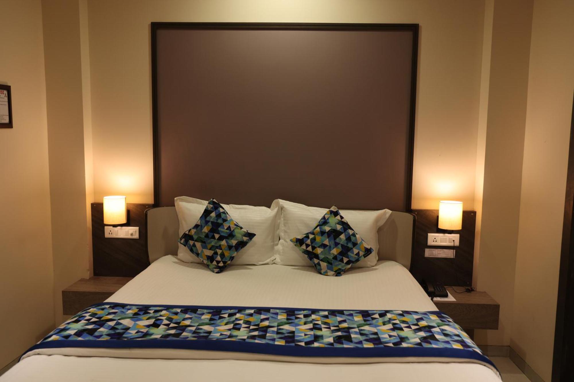 Hotel Pinaka Inn Lucknow Exterior foto